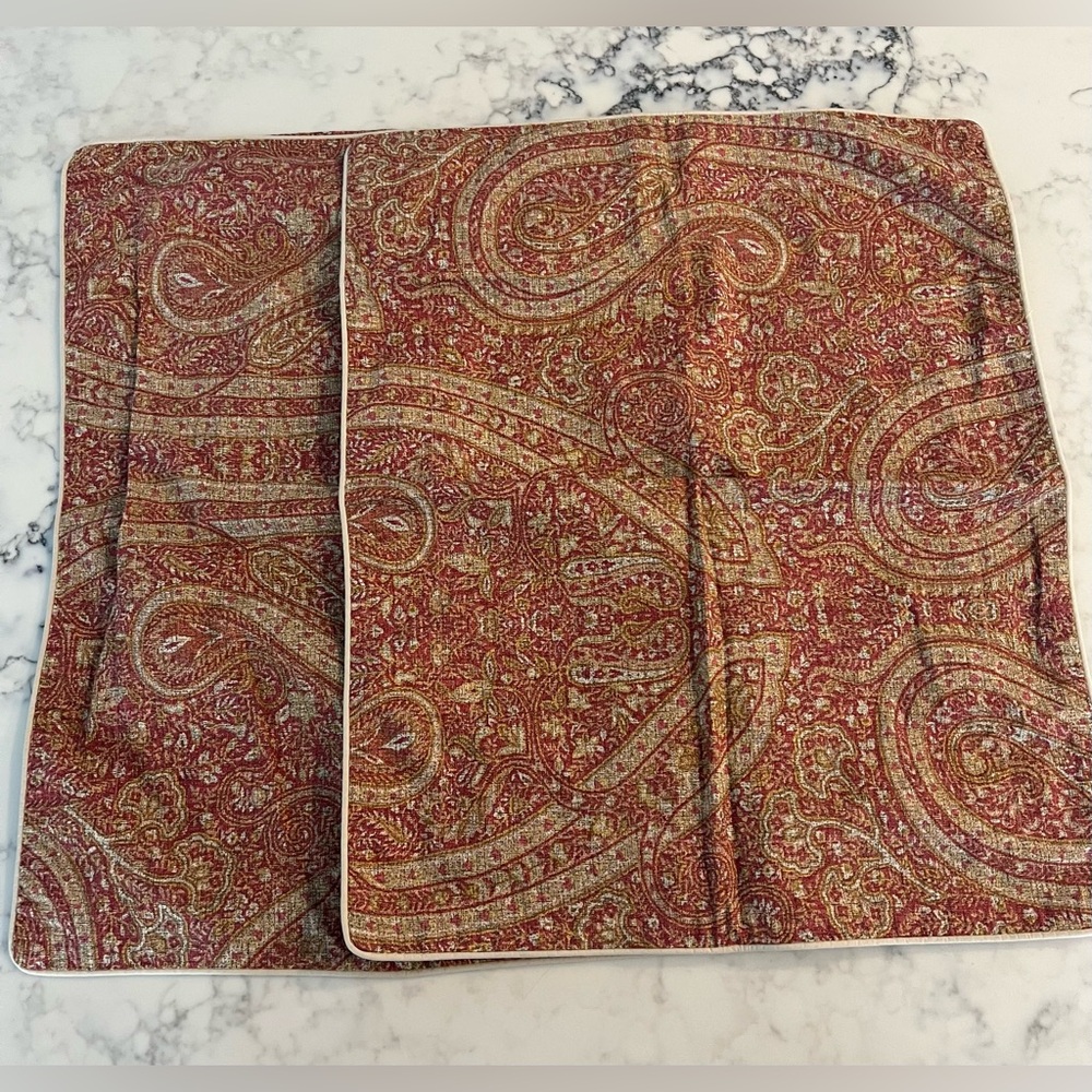 Yves Delorme Paisely Standard Pillow Shams Magenta Gold Yellow Set Of 2 EUC